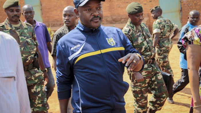 Mit nur 56 Jahren – Burundis scheidender Präsident stirbt