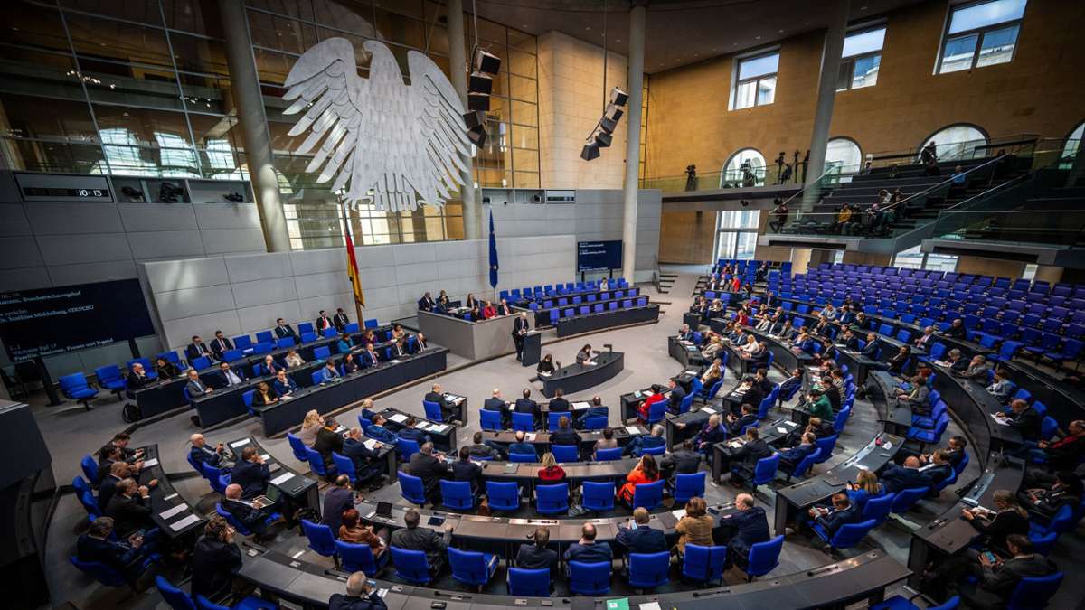 Studie der Universität Hohenheim: Studie zur Verständlichkeit von Bundestagsreden veröffentlicht