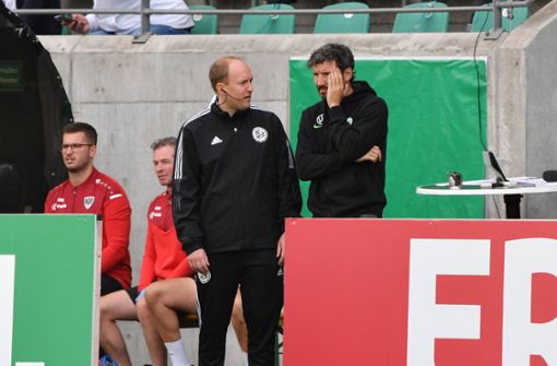 VfL Wolfsburg im DFB-Pokal: Kultvideo über Wechselfehler sorgt für Lacher im Netz - Vimarsana News