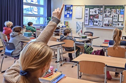 Fraktionschef Andreas Stoch: SPD schließt erneute Schulschließungen nicht aus - Vimarsana News