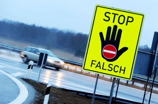 A81 Richtung Stuttgart: Nach tödlicher Geisterfahrt – Autobahn nicht mehr gesperrt - Vimarsana News