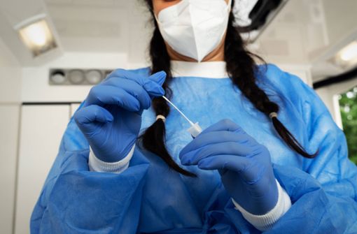 Bei steigenden Corona-Zahlen: Lauterbach schlägt PCR-Testpflicht für Ungeimpfte vor - Vimarsana News