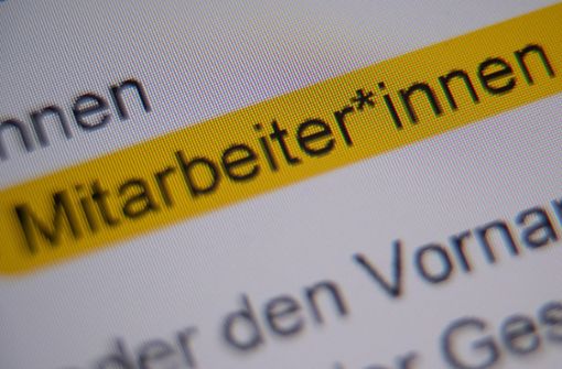 Genderdebatte in Unternehmen: VW-Mitarbeiter verklagt Audi wegen Gender-Schreibweise - Vimarsana News