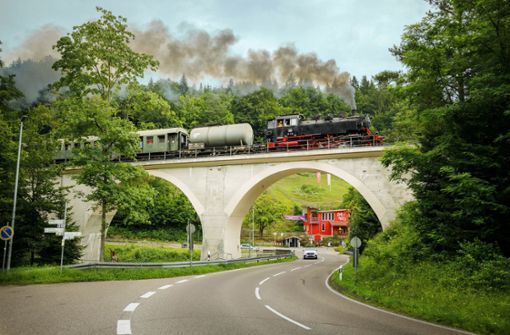 Mit der Waldbahn nach Welzheim: Volldampf voraus in eine andere Zeit - Vimarsana News