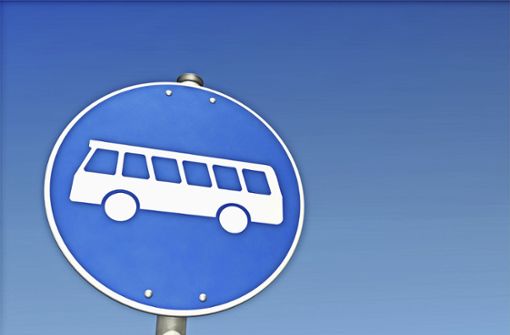Zeugen in Esslingen gesucht: Linienbus mit Vollbremsung gestoppt - Vimarsana News