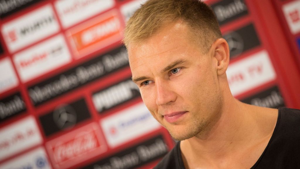  Der VfB-Spieler Holger Badstuber findet die Debatte um Rassismus im DFB oder in der Nationalelf überzogen. Er habe dies nicht so wahrgenommen, sagte er dem Fußballmagazin Kicker. 