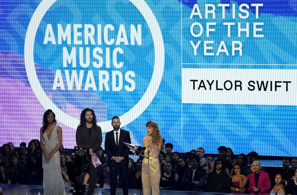Taylor Swift gewann unter anderem in der Top-Kategorie „Artist of the Year“.