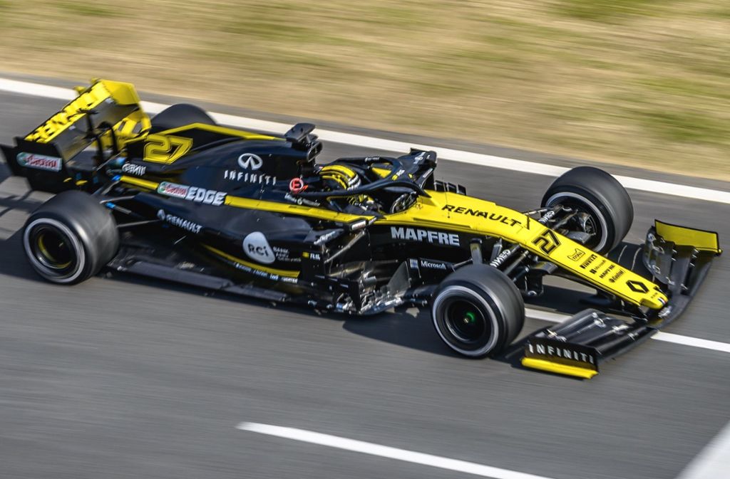 Renault testete am Mittwoch ohne den klappbaren Heckflügel (DRS). Nico Hülkenberg absolvierte kürzere Distanzen, um die weicheren Pirelli-Reifen zu evaluieren.
