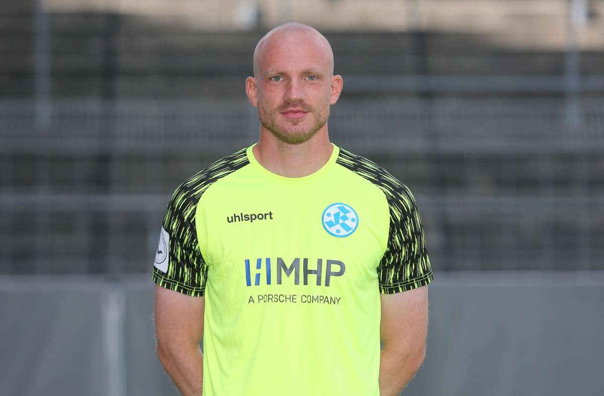 Felix Dornebusch – Position: Torwart, Geburtsdatum: 12.07.1994 (29), Größe: 1,93 Meter, Nummer: 1, im Kader seit: 01.07.2023 (Neuzugang des Drittliga-Absteigers VfB Oldenburg).