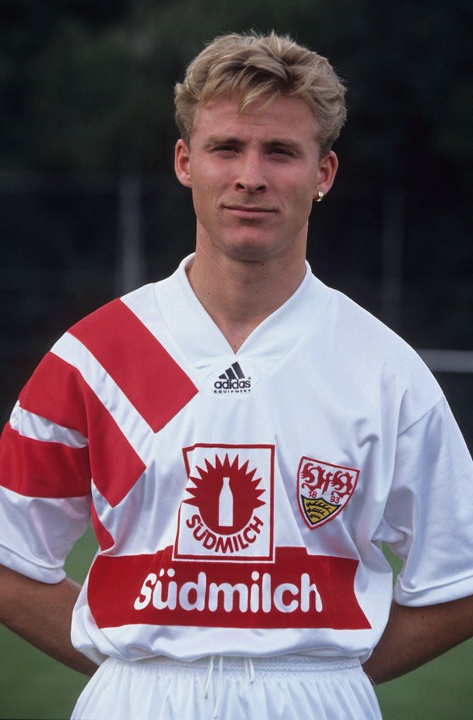 Im Sommer 1991 wechselte Harald Preuß zum VfB Stuttgart. Ende der Saison 1991/92 reckte er mit dem VfB die Meisterschale in die Luft. Ein Jahr später trat Preuß dann für den SV Waldhof Mannheim auf.