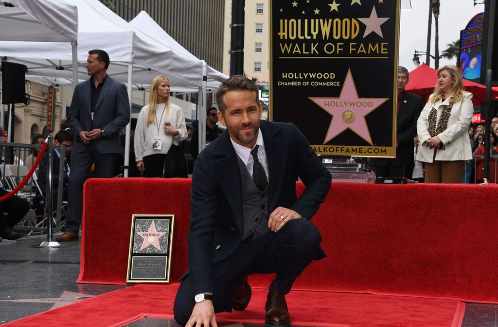 Der kanadische Schauspieler Ryan Reynolds kann sich über einen Stern auf dem berühmten Walk of Fame freuen.