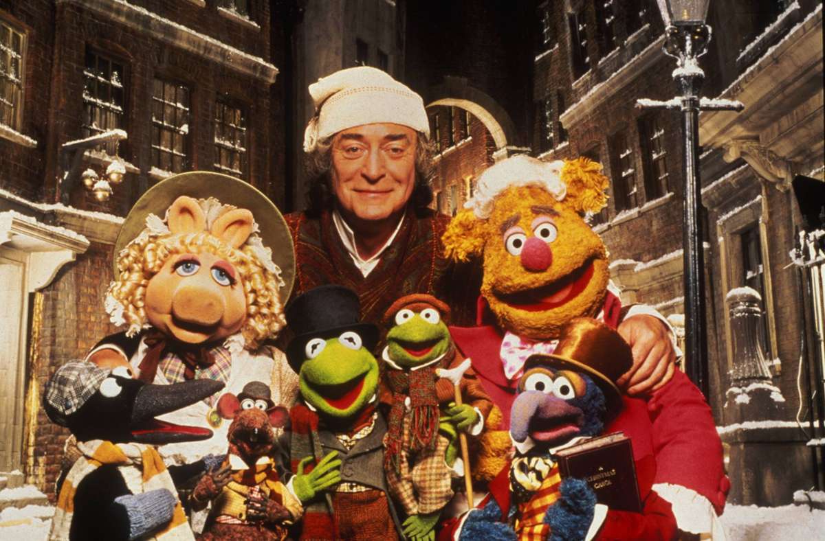 „Die Muppets-Weihnachtsgeschichte“ (1992): Gruppenbild mit Dame