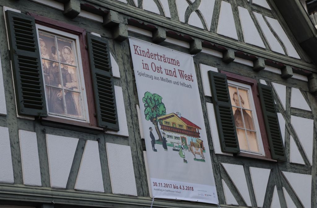 Die Ausstellung „Kinderträume in Ost und West“ im Fellbacher Stadtmuseum.