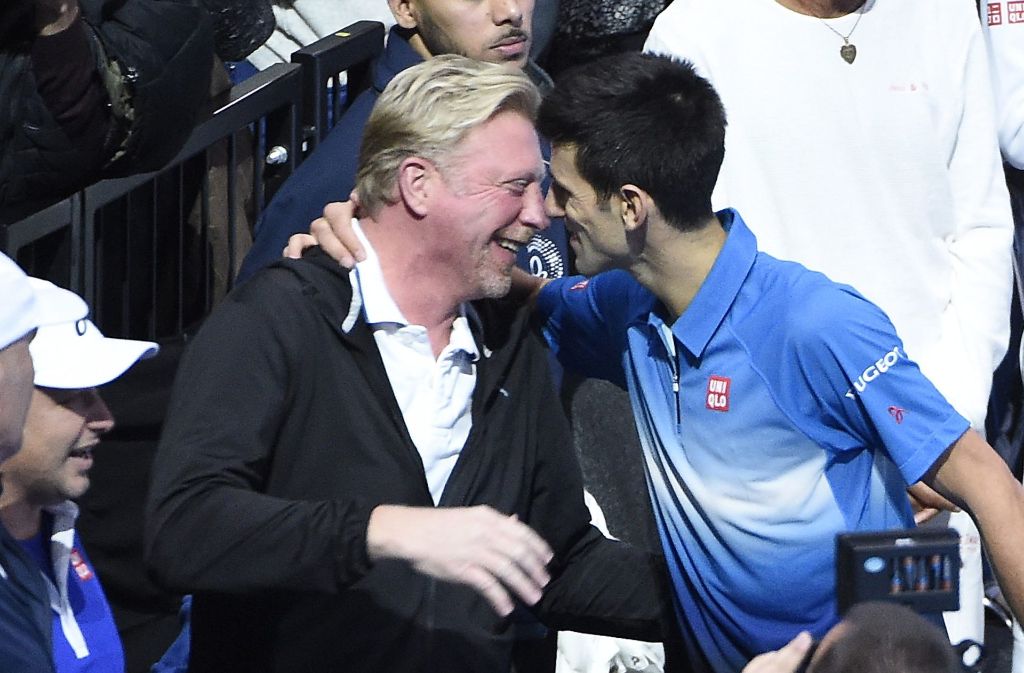 Doch Boris Becker taugt nicht nur für das Boulevardleben, wie ihm böse Zungen lange nachgesagt haben. In den vergangenen Jahren hat er sich den Tennisbetrieb zurück erobert. Als Trainer des Spielers Novak Djokovic feierte er zwischen 2013 bis 2016 Erfolge. Hier ein Bild von 2015 nach dem Sieg der ATP Finals in London.