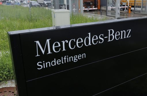 Der Verbraucherzentrale Bundesverband hatte 2021  eine Musterfeststellungsklage gegen Mercedes-Benz eingereicht. (Symbolbild) Foto: dpa/Julian Rettig