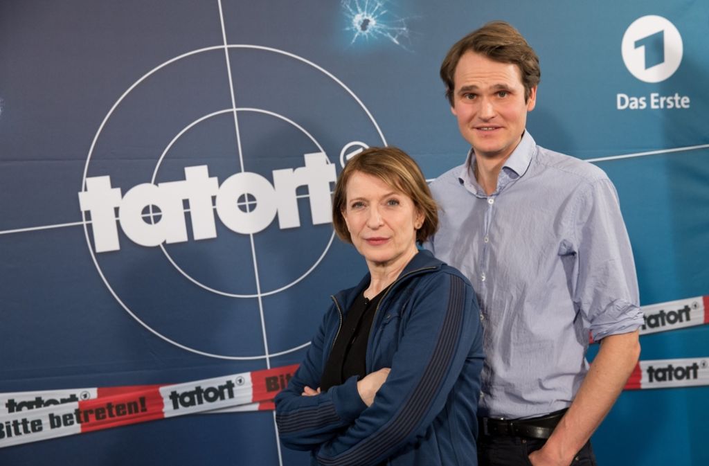 Die Schauspieler Dagmar Manzel als Hauptkommissarin Paula Ringelhahn und Fabian Hinrichs als Hauptkommissar Felix Voss sind die Ermittler des Franken-Tatorts (BR), der seit 2015 ausgestrahlt wird.