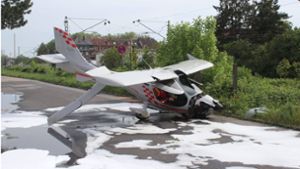 Mannheim: Kleinflugzeug will notlanden und stürzt ab