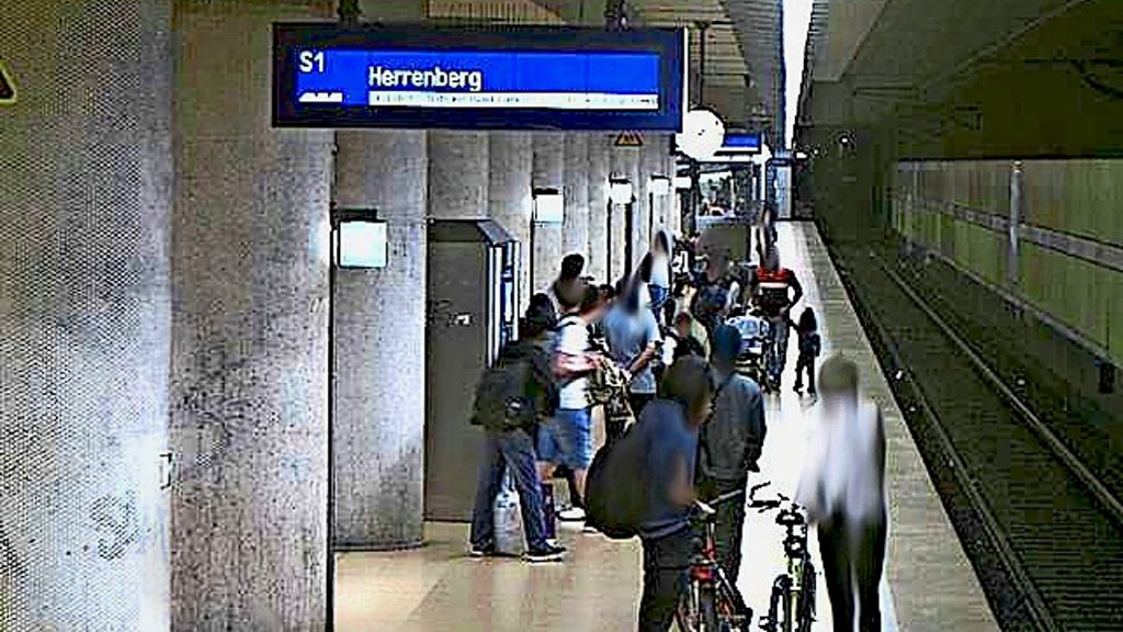 Angriff an S-Bahn-Halt Schwabstraße: Warum die Polizei das Fahndungsfoto nicht veröffentlicht