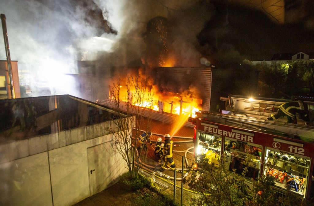 In Schorndorf brannte am Montagabend eine Firma.