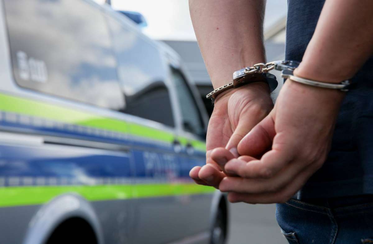 Zwei Männer im Alter von 33 und 36 Jahren wurden festgenommen. Foto: /Fotostand / K. Schmitt via www.imago-images.de
