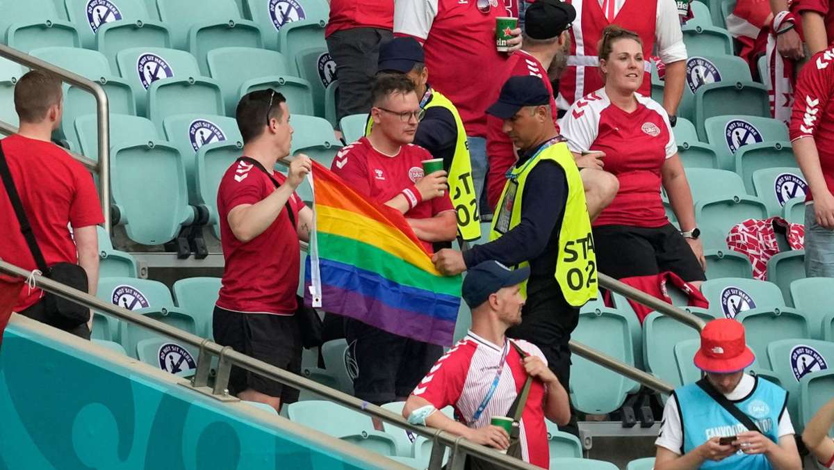 Viertelfinale bei der EM 2021: Aufregung um Regenbogenfahne vor Dänemark-Spiel in Baku