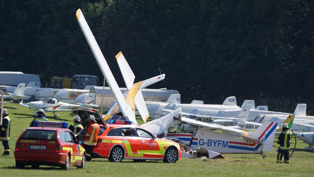 Unfall beim Kirchheimer Fliegertreffen: Startendes Flugzeug prallt auf Cessna – vier Verletzte