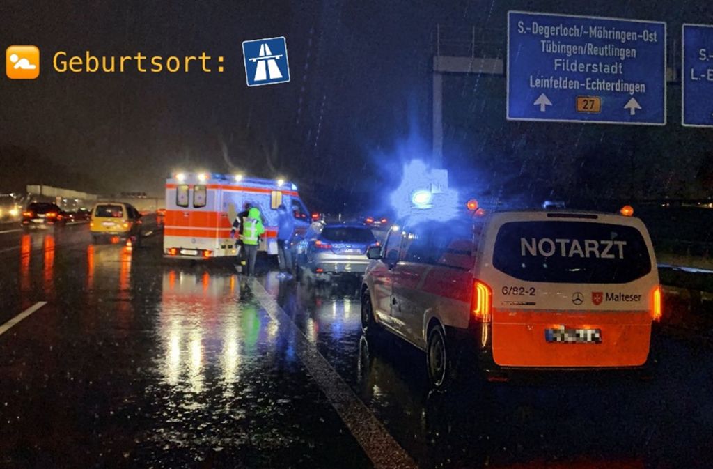 A8 Bei Stuttgart Mohringen Geburtsort Autobahn Kind Kommt Auf