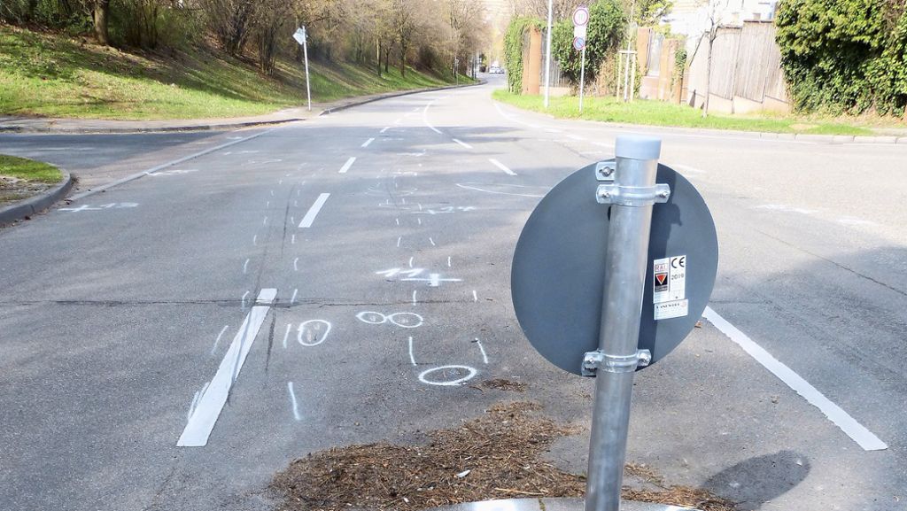 Kreisverkehr in Hofen seit 2008 gefordert: Verkehrspolitik der Stadt in der Kritik
