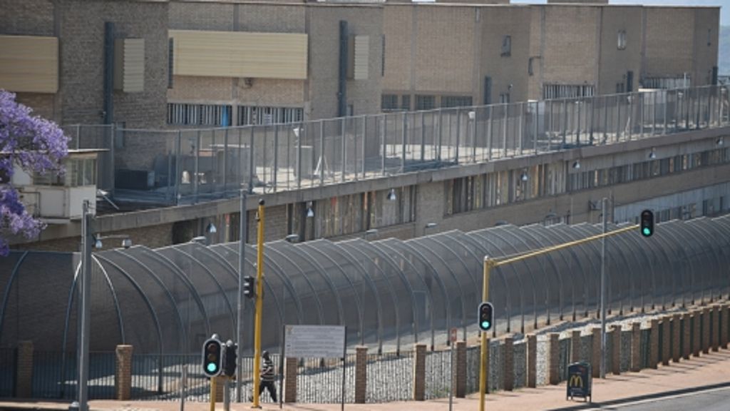 Mord an Reeva Steenkamp: Pistorius bleibt vorerst im Gefängnis