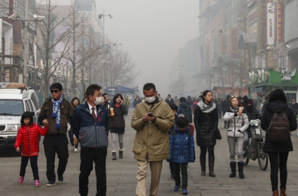 Mehr als 20 Millionen Pekinger wurden am Montag aufgefordert, wegen der hohen Schadstoffbelastung nicht vor die Tür zu gehen.