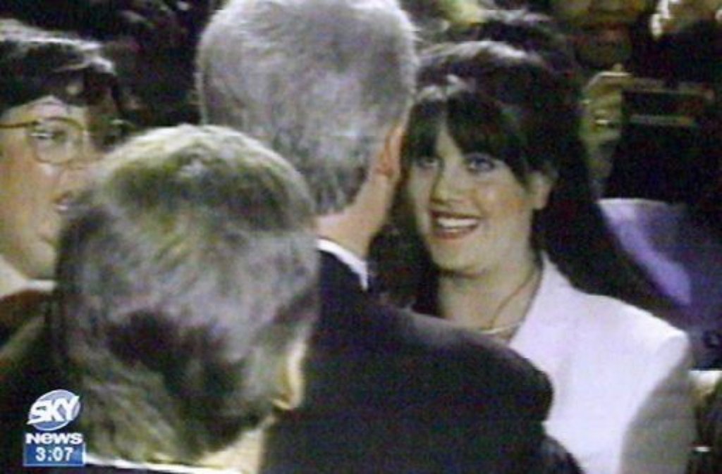 Die Praktikantin und der US-Präsident: Die Affäre zwischen Monica Lewinsky und Bill Clinton empörte vor 20 Jahren die USA.