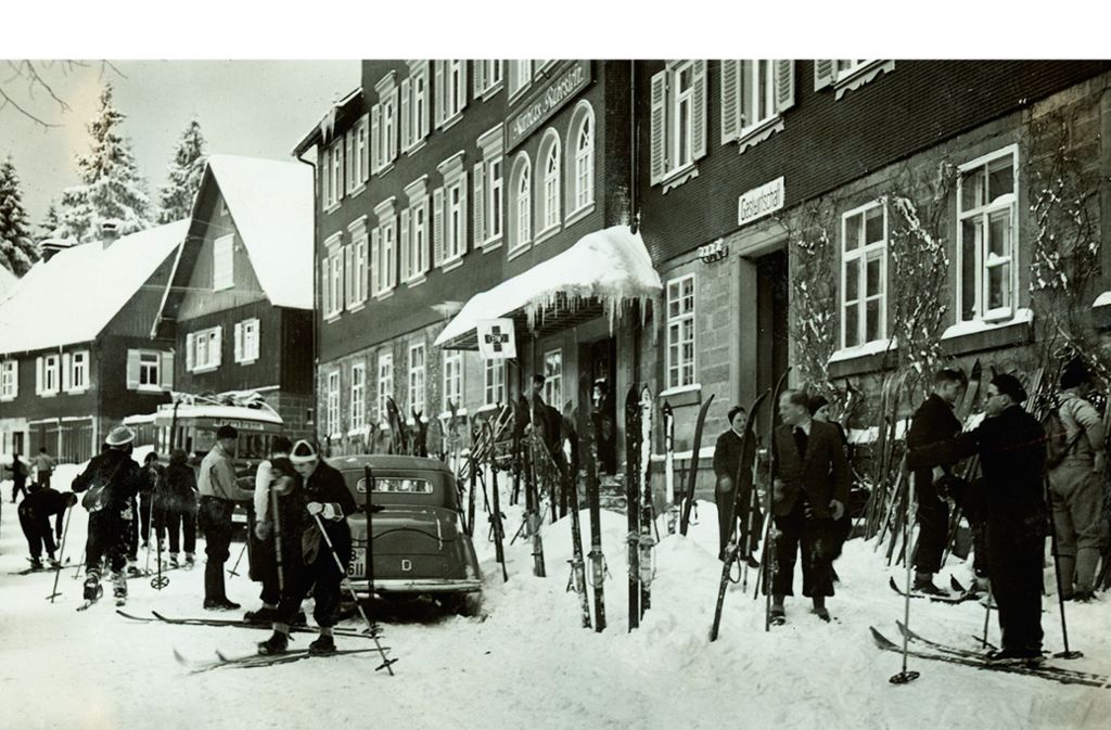 Schon den 30er Jahren beginnt der Massen-Skitourismus