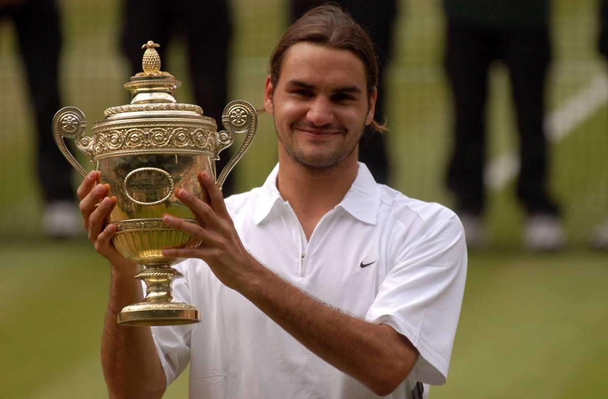 2003 lauteten die Ziele des Schweizers: den ersten Grand-Slam-Titel gewinnen und unter die Top-4 der Welt vordringen. Federer gelang beides – erst besiegte er den Australier Mark Philippoussis auf dem Heiligen Rasen und jubelte er über seinen ersten Triumph in Wimbledon, am Jahresende stand sein Name auf Platz zwei der Weltrangliste.