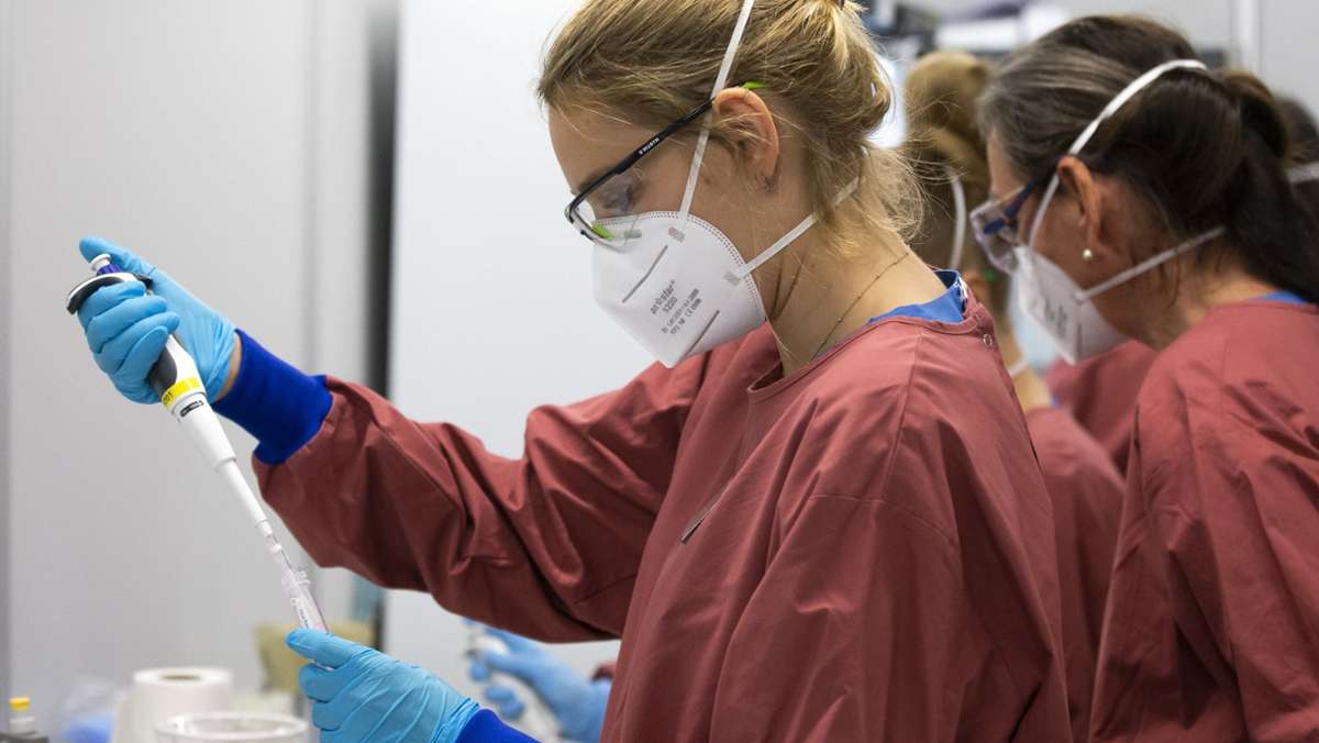 Corona-Pandemie: Gesundheitsämter melden 23.318 Neuinfektionen