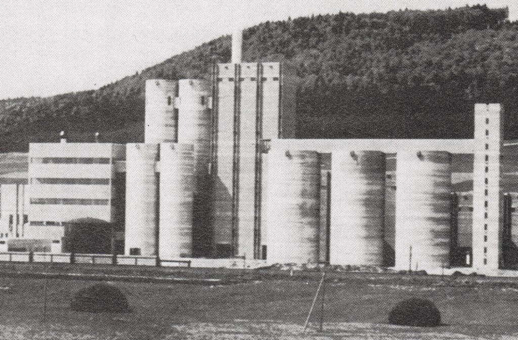 1971 wurde das Zementwerk in Geisingen fertiggestellt, 1974 folgte die Prämierung des Industriebaus mit dem Hugo-Häring-Landespreis.