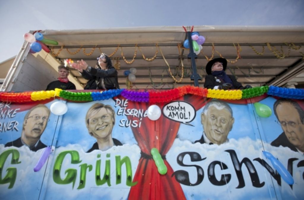 Der Faschingsball der Karnevalsgesellschaft Grün-Schwarz findet am 7. Februar von 19.33 Uhr an in der Sängerhalle, Lindenschulstraße 29, in Stuttgart-Untertürkheim statt. Der Eintritt kostet 15 Euro.