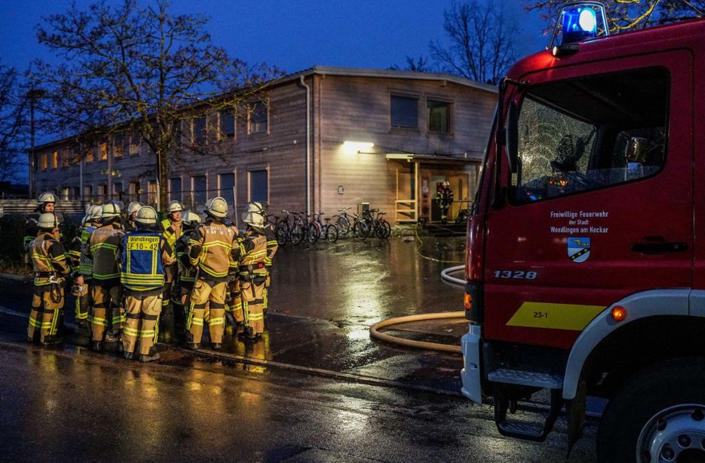 Am Donnerstagmorgen brach in einer Flüchtlingsunterkunft im Kreis Esslingen ein Brand aus.