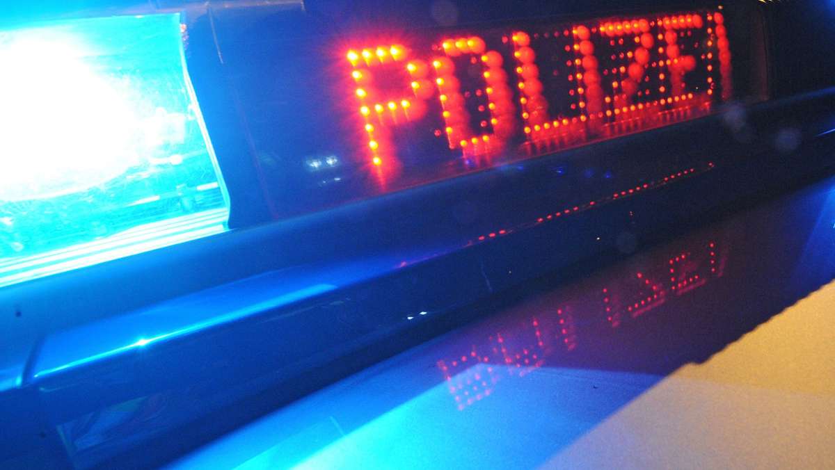 Nach Angriff  in Esslingen-Mettingen: Großaufgebot der Polizei sucht nach flüchtigem Täter