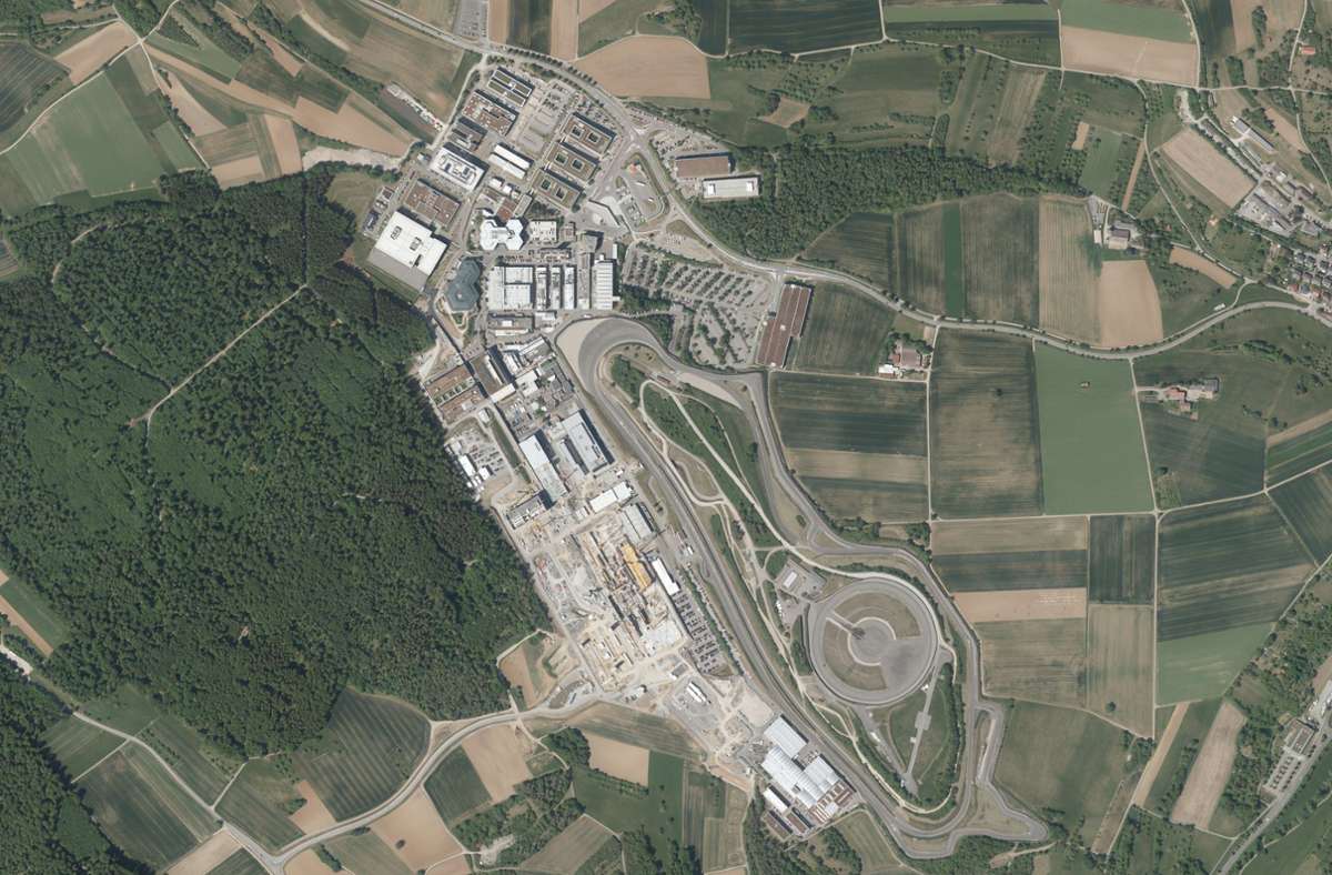 Heute schlägt bei Weissach das Herz des Autoherstellers: Im Jeder Porsche findet im Entwicklungszentrum seinen Ursprung. Fast 100 Hektar umfasst das Areal inzwischen.