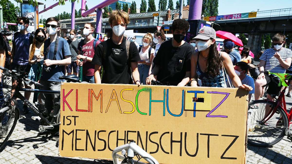  Die Klimabewegung Fridays for Future hat für diesen Freitag zu einem Zentralstreik in Frankfurt am Main aufgerufen. Einer, der dabei ist, erklärt, worum es geht. 