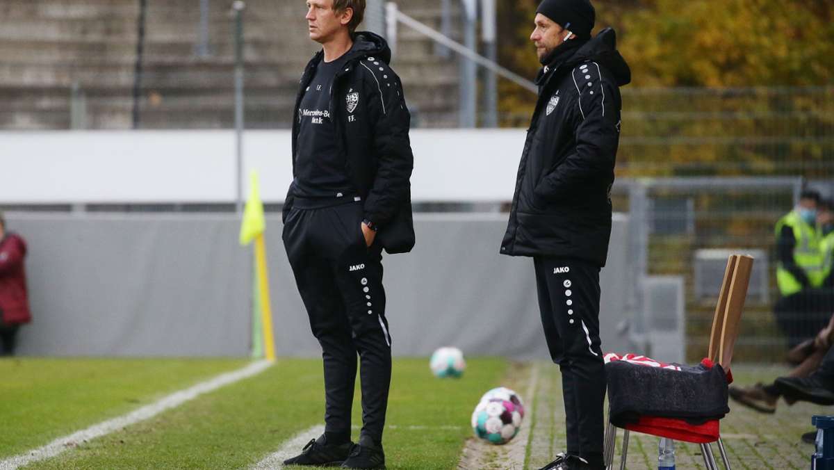  Neun Regionalligaspiele ist der VfB Stuttgart II nun schon ohne Sieg. Wie schätzt Trainer Frank Fahrenhorst die Lage ein, welche Lösungsansätze hat er, und fürchtet der 44-Jährige womöglich um seinen Job? 
