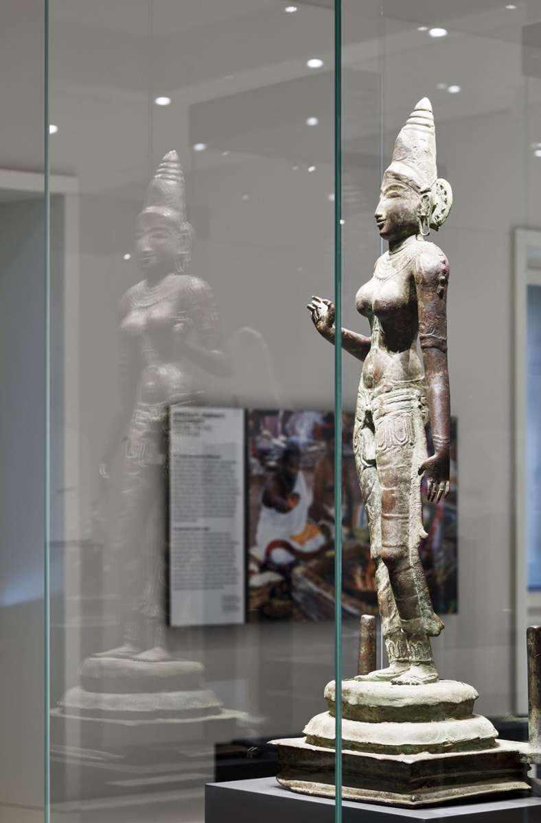 Parvati oder Uma, die Göttin Shivas als Prozessionsfigur (Südindien, 14.-16. Jahrhundert)