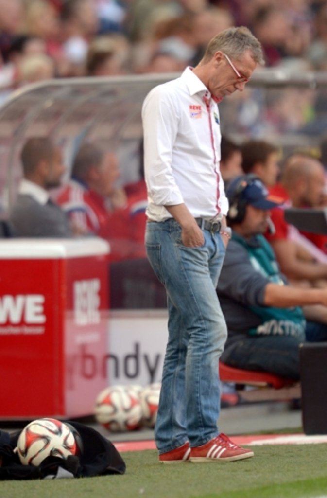 "Wenn sie nicht im Februar Meister werden, dann werden sie es halt im März." Peter Stöger, Trainer des 1. FC Köln, nach dem 0:2 gegen Bayern München.