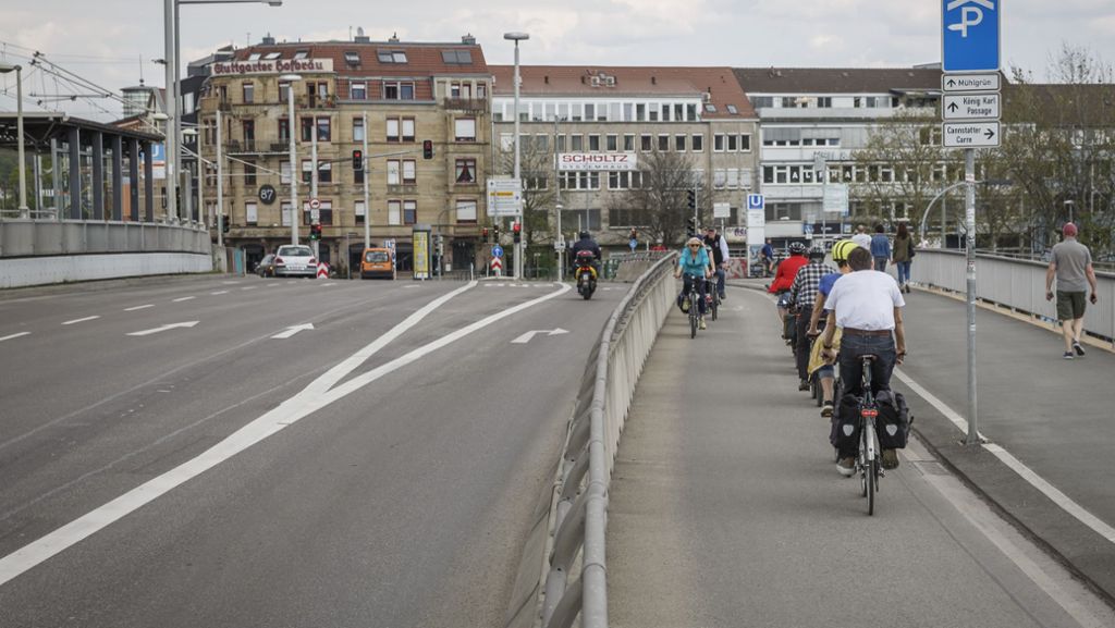 Verkehr in Stuttgart: Grüne fordern mehr Radspuren und Fußwege