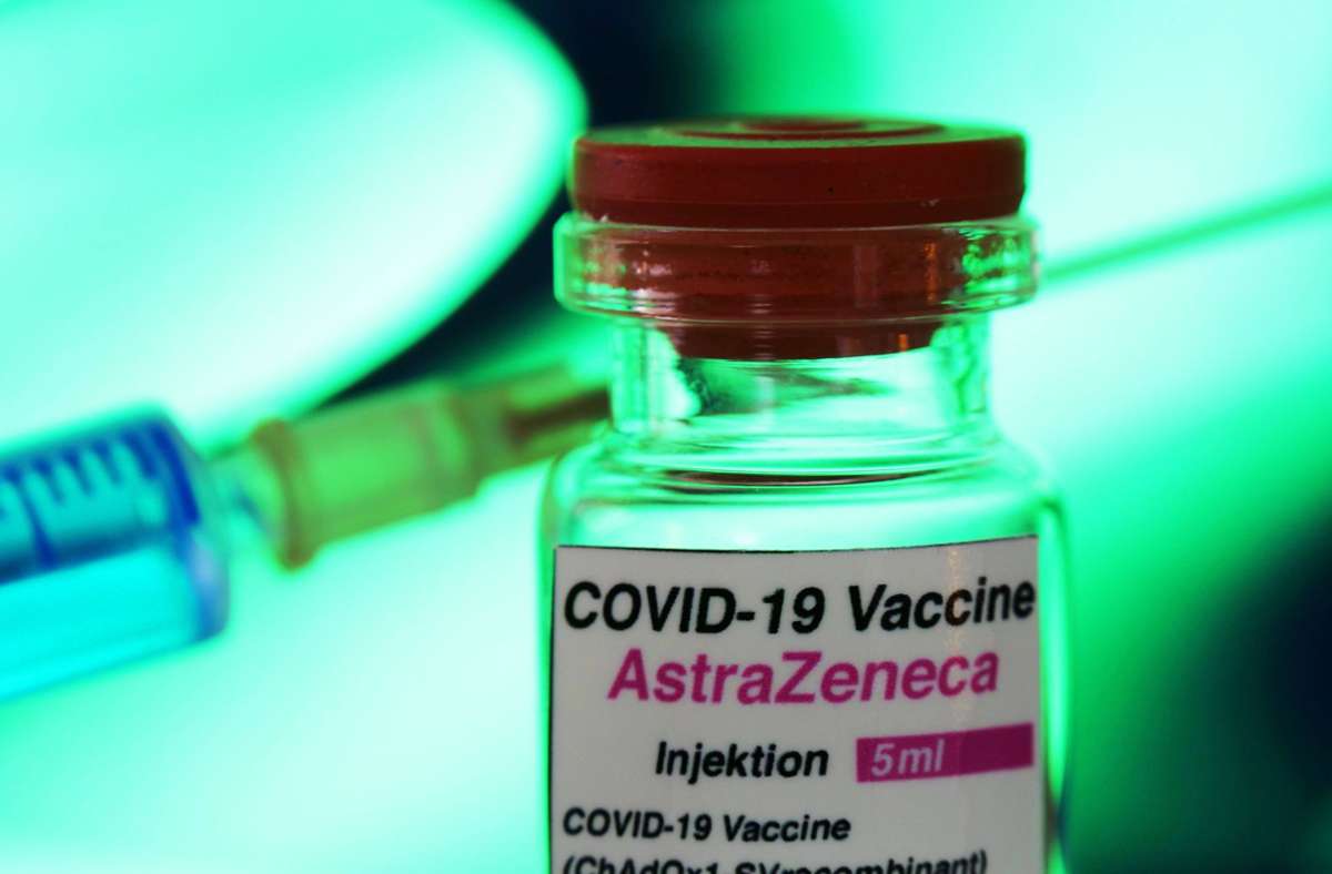 Ab Freitag geht die Impfung mit Astrazeneca auch im Südwesten weiter. Foto: imago images/Martin Wagner