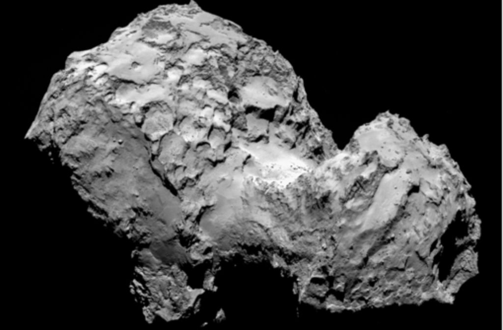 Der Komet Tschurjumow-Gerassimenko ist etwa vier Kilometer lang und erinnert manche an ein klingonisches Raumschiff aus „Star Trek“ – es fehlen nur die Flügel.