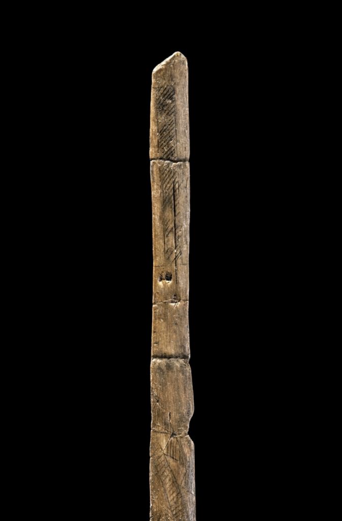 Verzierte Holzflöte aus Holunderholz, Hagnau, um 1050 v. Chr.