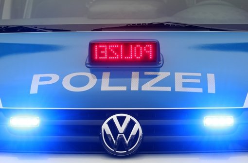 In Esslingen flext ein Einbrecher am Wochenende einen Getränkeautomaten auf. Foto: dpa/Symbolbild