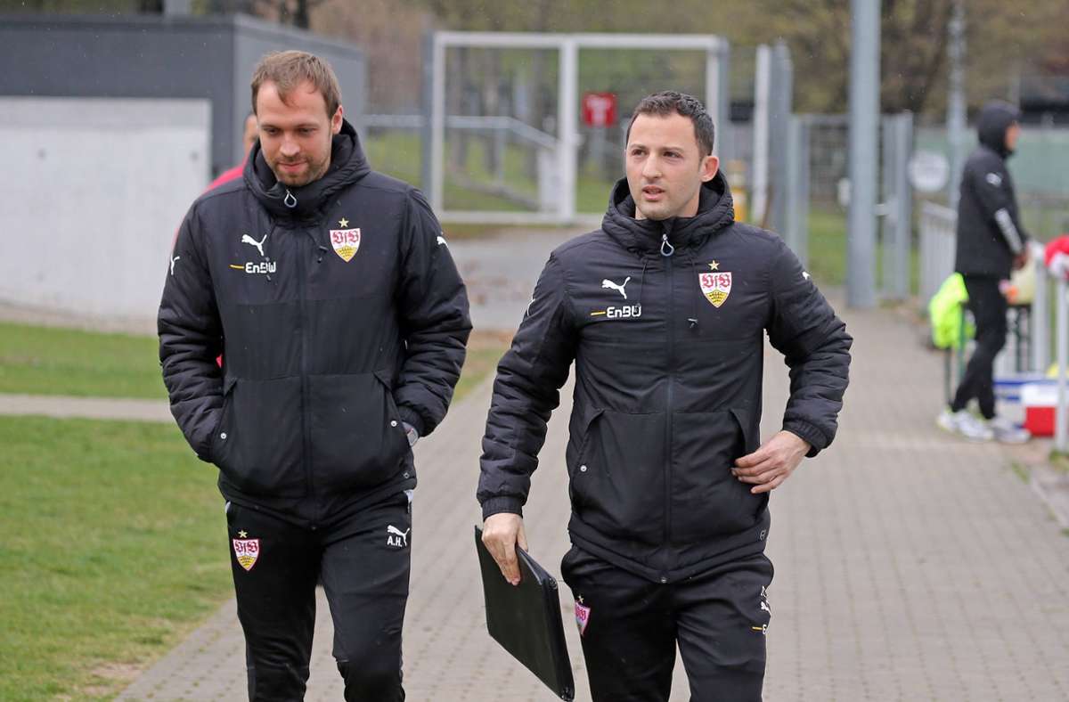 Die beiden belegen 2015 überraschend den ersten Platz in der Bundesliga Süd/Südwest und unterliegen im Finale um die Deutsche Meisterschaft Borussia Dortmund mit dem späteren VfB-Coach Hannes Wolf an der Seitenlinie.