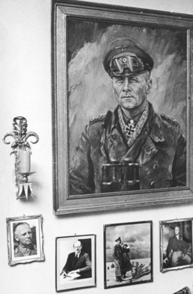 Ungeklärt ist bis heute Rommels sein Verhältnis zur Widerstandsgruppe vom 20. Juli 1944. In ihren Aufzeichnungen von 1950 schreibt Rommels Witwe, er sei nicht am Widerstand beteiligt gewesen, weil sein Selbstverständnis als Soldat jegliche politische Aktivitäten ausgeschlossen hätten.